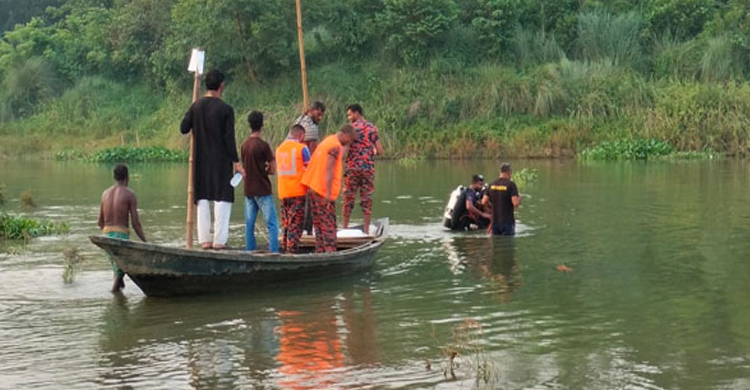 শান্তিগঞ্জে নদীতে ভাসছিল কিশোরের অর্ধগলিত লাশ